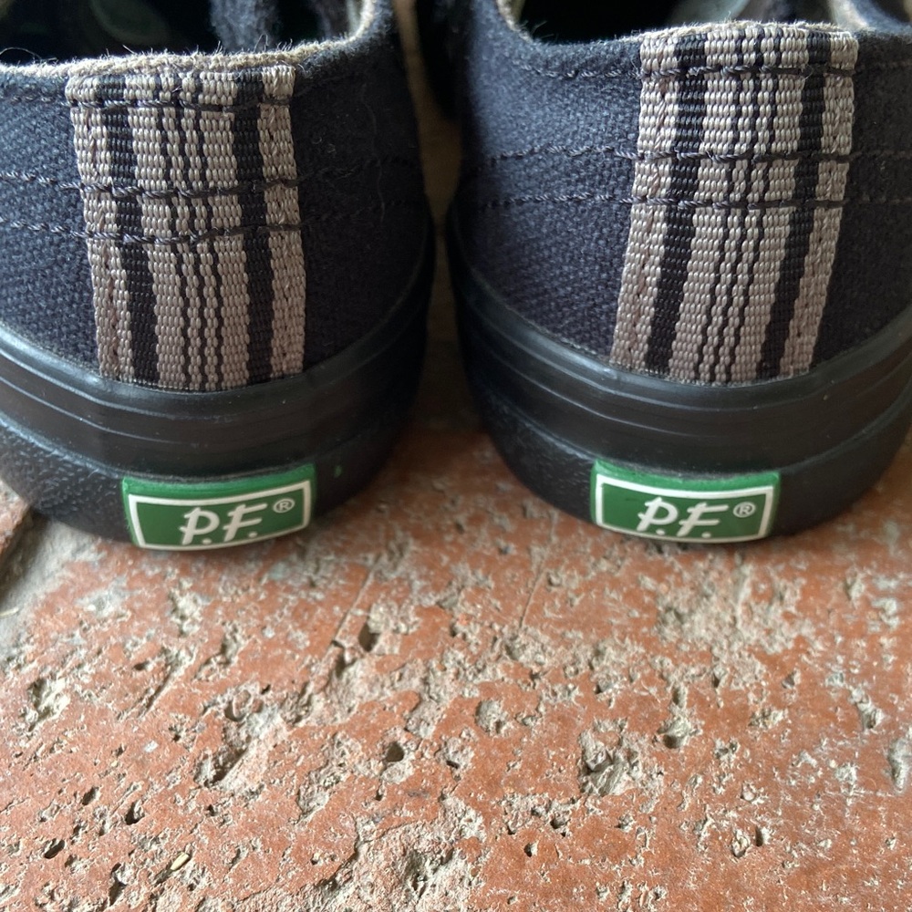NBW P.F. Flyers Kids Black Canvas Sneakers - Picture 7 of 9